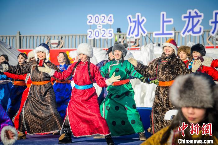 2024—2025冰上龙舟超级联赛总决赛在内蒙古锡林郭
