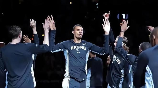 NBA最新实力榜：雷霆登顶，尼克斯第五，活塞第