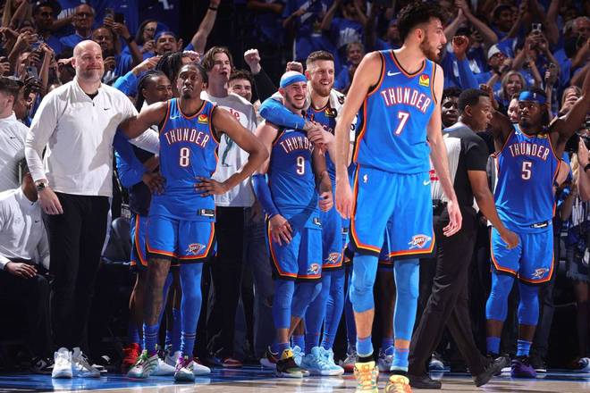 NBA最新实力榜：雷霆登顶，尼克斯第五，活塞第