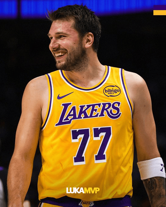 东契奇创湖人队史最快单赛季2000分纪录，追平科