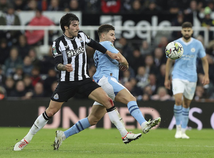 托纳利欲离队引豪门争夺 纽卡欧冠前景成关键