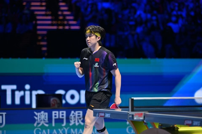 王楚钦逆转晋级八强 赛后发言展现竞技精神